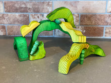 Load image into Gallery viewer, Nesting Hills